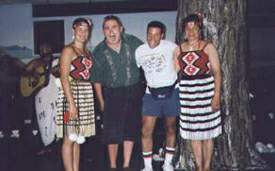 Costumbres Maores....(Intimadacin, burla, canibalismo...)